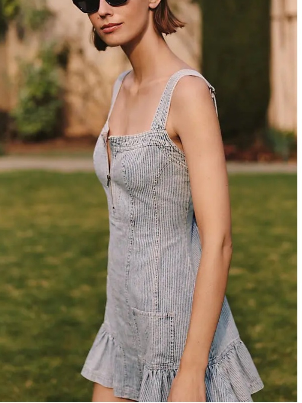 NWT Pilcro Light Wash Denim Mini Dress in Blue - Picture 4 of 5